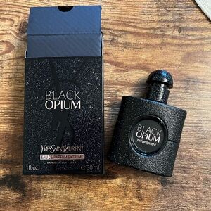Black Opium Eau De Parfum Extreme